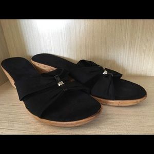 Tuscany Easy Street Wedge Black Sandal
